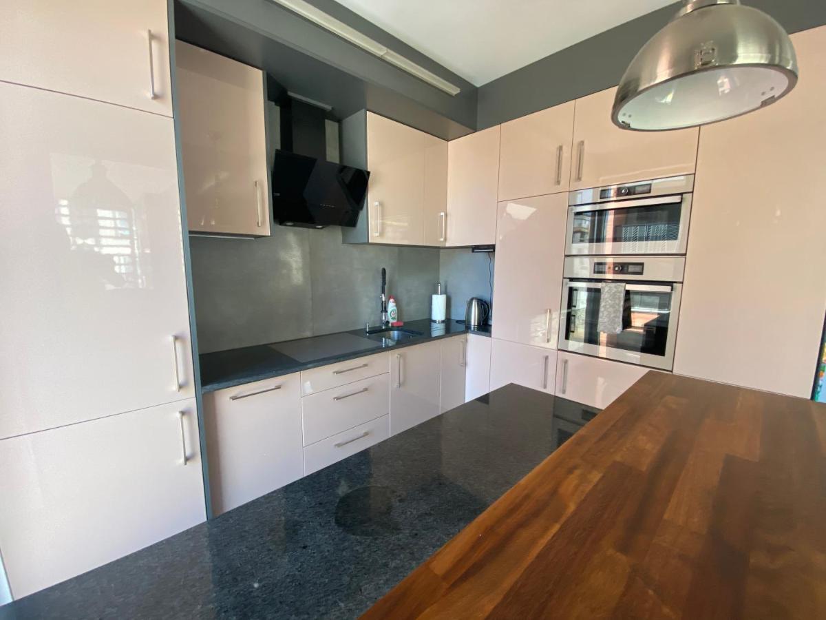 Apartament W Sercu Gdanska Z Parkingiem Podziemnym Exteriör bild